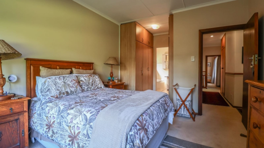 4 Bedroom Property for Sale in Dormehls Drift Western Cape
